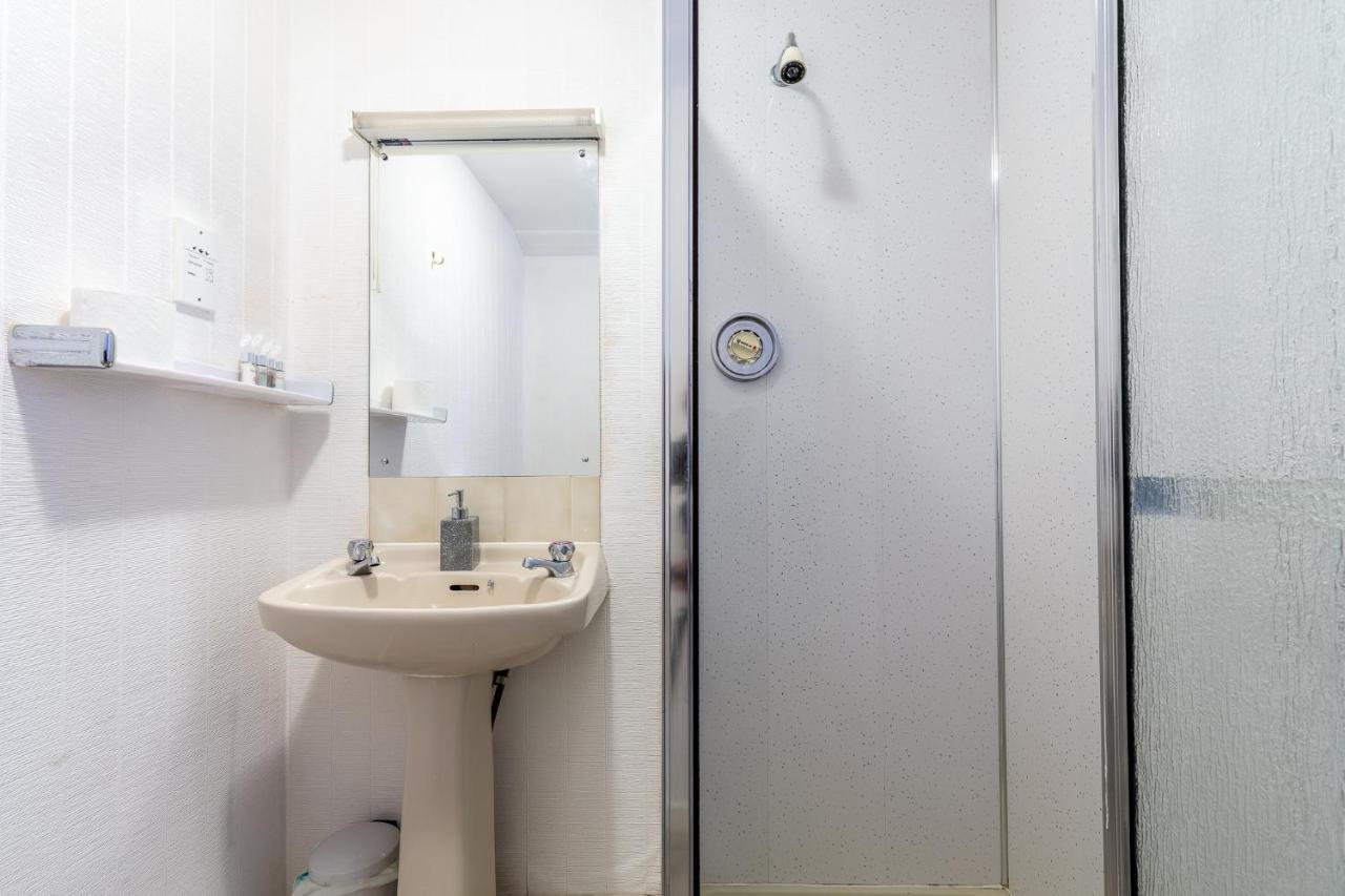 Pier Walk Hotel Blackpool Room photo